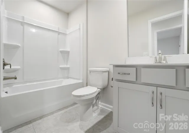 Photo 1 of Townhouse for sale at 5230 Wyes Oak Ln, Charlotte, NC 28269 | MLS# 4427136 | Listing updated on 2026-09-22