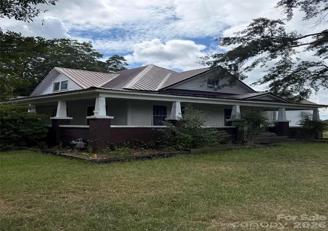 Photo 1 of Single family home for sale at 4241 Fallston Rd, Shelby, NC 28150 | MLS# 4427137 | Listing updated on 2026-09-22