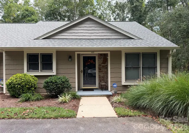 Townhouse for sale at 433 19th Avenue Ct NE #14, Hickory, NC 28601 | MLS# 4427143