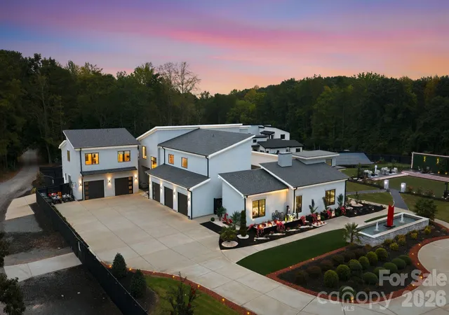 Photo 47 of Mansion for sale at 15700 Youngblood Rd, Charlotte, NC 28278 | MLS# 4427147 | Listing updated on 2026-10-08