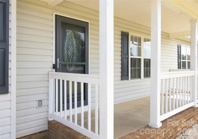 Photo 4 of Single family home for sale at 119 Chambwood Ln, Shelby, NC 28152 | MLS# 4427158 | Listing updated on 2026-09-22