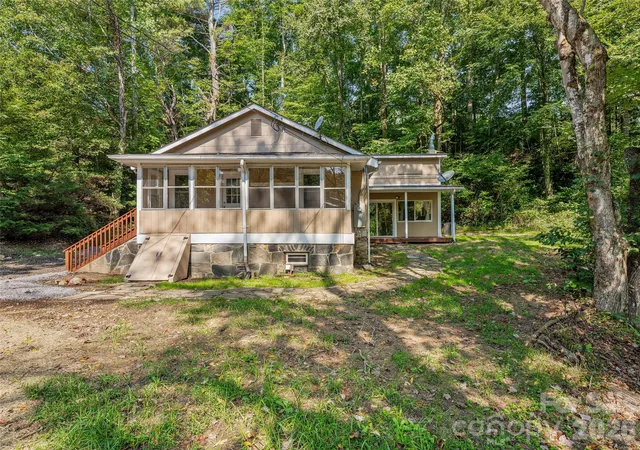 Photo 2 of Single family home for sale at 65 Passional Way, Burnsville, NC 28714 | MLS# 4427179 | Listing updated on 2026-10-07
