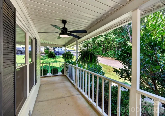 Photo 2 of Townhouse for sale at 158 Rocking Porch Ridge, Asheville, NC 28805 | MLS# 4427181 | Listing updated on 2026-09-26