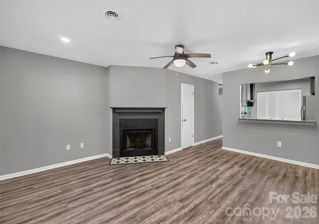 Photo 3 of Townhouse for sale at 158 Rocking Porch Ridge, Asheville, NC 28805 | MLS# 4427181 | Listing updated on 2026-09-26