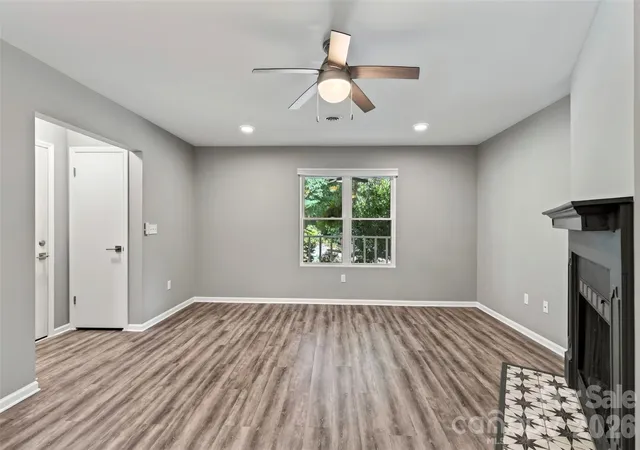 Photo 4 of Townhouse for sale at 158 Rocking Porch Ridge, Asheville, NC 28805 | MLS# 4427181 | Listing updated on 2026-09-26