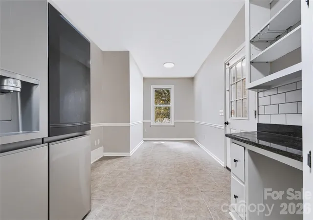 Photo 3 of Single family home for sale at 2537 Brentwood Cir, Lenoir, NC 28645 | MLS# 4427185 | Listing updated on 2026-09-26