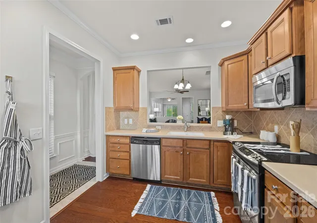 Photo 4 of Townhouse for sale at 2041 Sweetleaf Dr, Fort Mill, SC 29707 | MLS# 4427200 | Listing updated on 2026-10-02