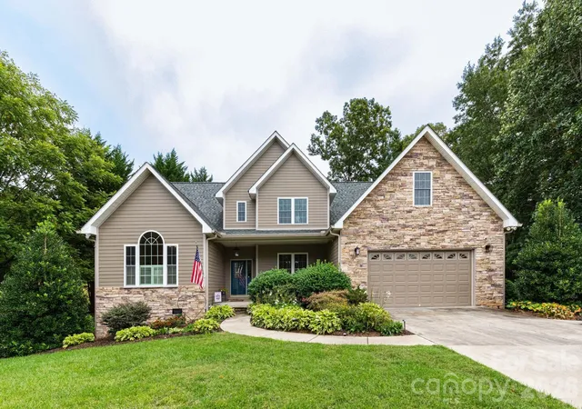 Single family home for sale at 47 Drakes Meadow Ln, Arden, NC 28704 | MLS# 4427220