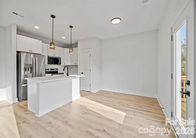 Photo 2 of Single family home for sale at 1422 Johnston St, Gastonia, NC 28054 | MLS# 4427223 | Listing updated on 2026-09-30