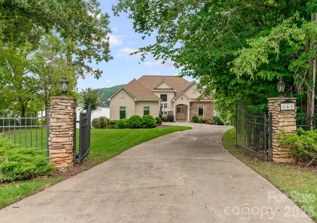 Photo 2 of Single family home for sale at 161 Abbotts Ct, Lexington, NC 27292 | MLS# 4427226 | Listing updated on 2026-10-02