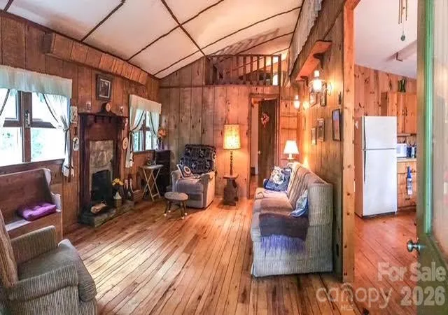 Photo 2 of Single family home for sale at 115 Spring Brk Rd, Newland, NC 28657 | MLS# 4427233 | Listing updated on 2026-09-23