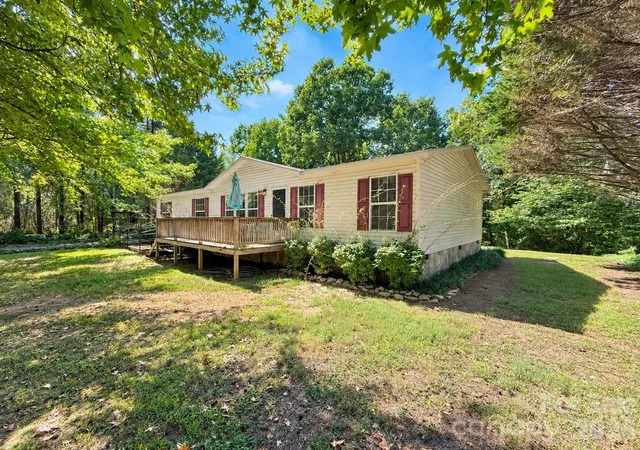 Photo 2 of Single family home for sale at 8596 Ledford Ave, Connelly Springs, NC 28612 | MLS# 4427235 | Listing updated on 2026-09-23