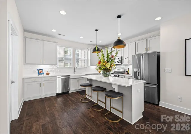 Photo 2 of Townhouse for sale at 1229 Lomax Ave, Charlotte, NC 28211 | MLS# 4427247 | Listing updated on 2026-10-04