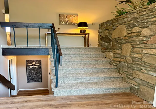 Photo 3 of Single family home for sale at 127 College Cir, Swannanoa, NC 28778 | MLS# 4427251 | Listing updated on 2026-09-29