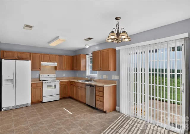 Photo 4 of Single family home for sale at 2007 Stepping Stone Ln, Monroe, NC 28110 | MLS# 4427263 | Listing updated on 2026-10-07