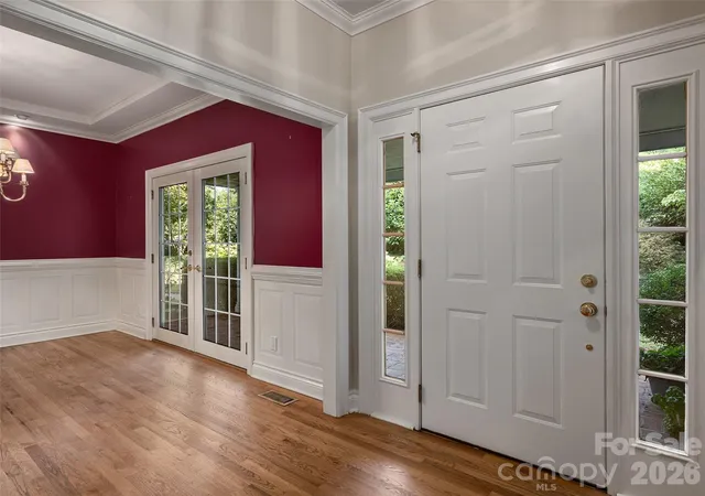 Photo 4 of Single family home for sale at 177 Skyview Cir, Asheville, NC 28804 | MLS# 4427276 | Listing updated on 2026-09-27
