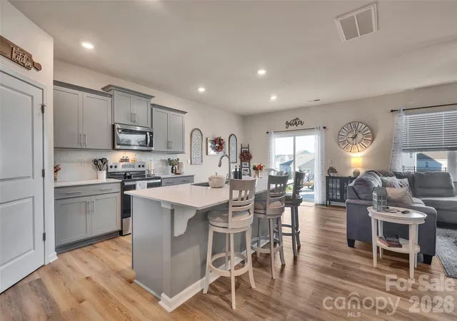 Photo 4 of Single family home for sale at 3020 Sassafras Trl, Gastonia, NC 28056 | MLS# 4427278 | Listing updated on 2026-10-07