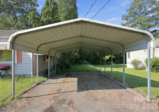 Photo 4 of Single family home for sale at 507 Fairbluff Ave, Salisbury, NC 28146 | MLS# 4427305 | Listing updated on 2026-09-24