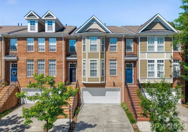 Photo 1 of Townhouse for sale at 7810 Springs Village Ln, Charlotte, NC 28226 | MLS# 4427329 | Listing updated on 2026-09-23