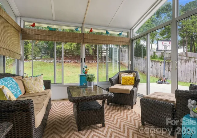 Photo 3 of Single family home for sale at 1913 Wilburn Park Ln NW, Charlotte, NC 28269 | MLS# 4427334 | Listing updated on 2026-09-26