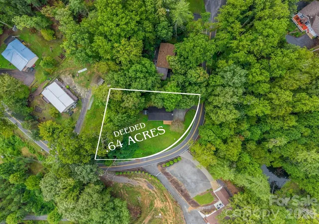 Photo 3 of Single family home for sale at 117 Drexel Rd, Hendersonville, NC 28739 | MLS# 4427336 | Listing updated on 2026-09-27