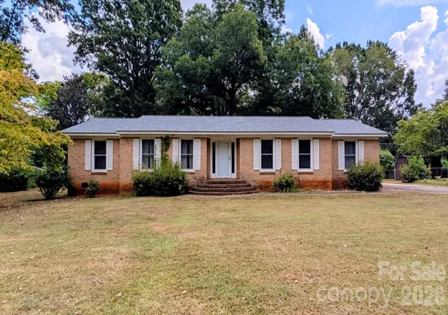 Photo 1 of Single family home for sale at 1731 Colony Rd, Rock Hill, SC 29730 | MLS# 4427339 | Listing updated on 2026-09-23