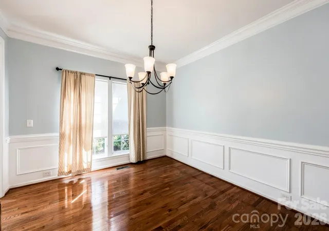 Photo 4 of Single family home for sale at 153 Flowering Grv Ln, Mooresville, NC 28115 | MLS# 4427364 | Listing updated on 2026-09-24