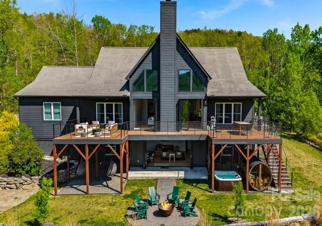 Photo 2 of Single family home for sale at 58 Bird Crk Ests Rd, Black Mountain, NC 28711 | MLS# 4427379 | Listing updated on 2026-09-29