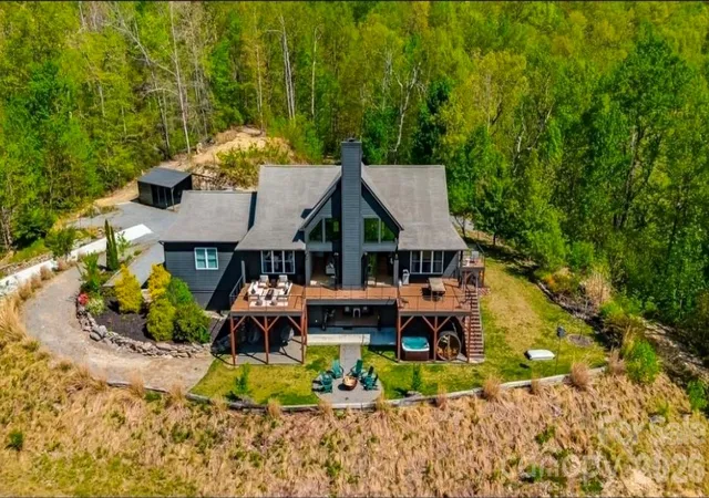 Photo 3 of Single family home for sale at 58 Bird Crk Ests Rd, Black Mountain, NC 28711 | MLS# 4427379 | Listing updated on 2026-09-29