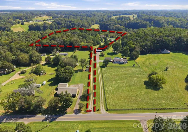 Photo 2 of Single family home for sale at 1086 Shinnville Rd, Cleveland, NC 27013 | MLS# 4427384 | Listing updated on 2026-10-02