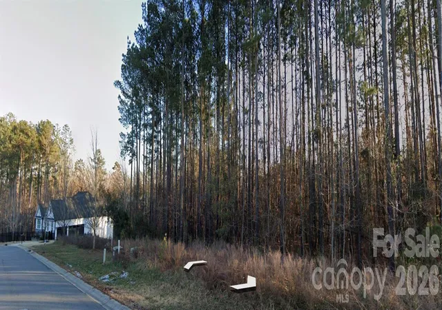Photo 1 of Land for sale at 2159 Salem Dr, Lake Wylie, SC 29710 | MLS# 4427390 | Listing updated on 2026-09-23