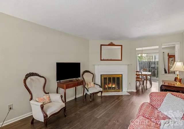 Photo 4 of Condo for sale at 3272 Heathstead Pl, Charlotte, NC 28210 | MLS# 4427398 | Listing updated on 2026-09-23