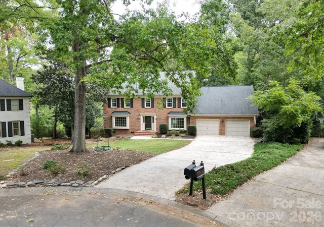 Photo 2 of Single family home for sale at 2101 Wittstock Dr, Charlotte, NC 28210 | MLS# 4427401 | Listing updated on 2026-09-23