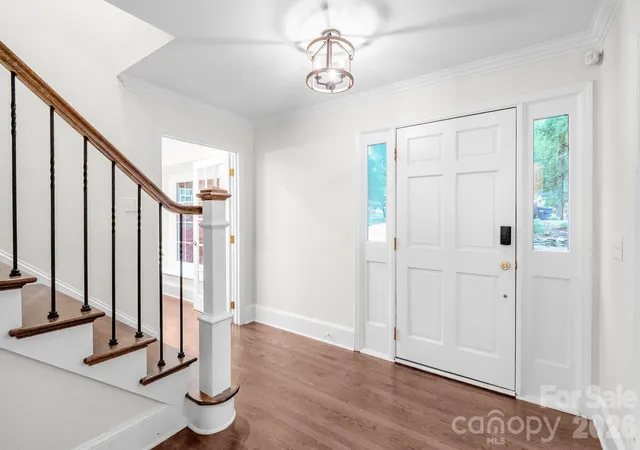 Photo 4 of Single family home for sale at 2101 Wittstock Dr, Charlotte, NC 28210 | MLS# 4427401 | Listing updated on 2026-09-23