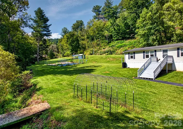 Photo 1 of Single family home for sale at 1000 Halewood Rd, Marshall, NC 28753 | MLS# 4427406 | Listing updated on 2026-09-30