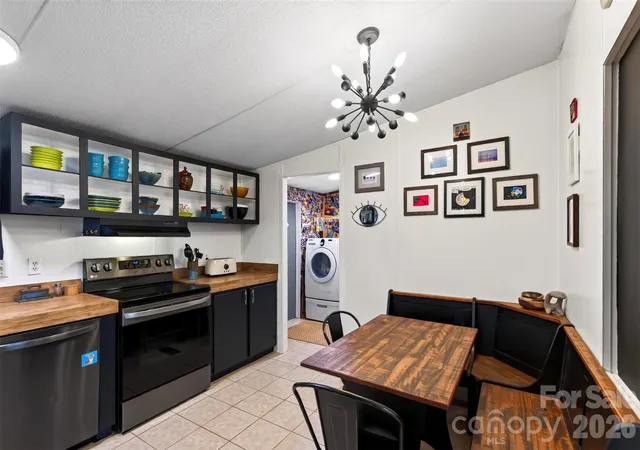Photo 4 of Single family home for sale at 1000 Halewood Rd, Marshall, NC 28753 | MLS# 4427406 | Listing updated on 2026-09-30