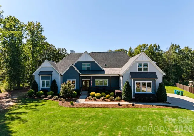 Photo 1 of Single family home for sale at 7001 W Duncan Rd, Indian Trail, NC 28079 | MLS# 4427411 | Listing updated on 2026-10-05