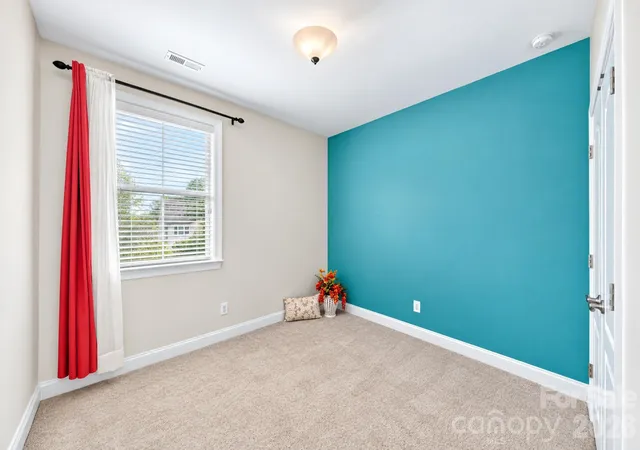 Photo 4 of Single family home for sale at 217 Blossom Ridge Dr, Mooresville, NC 28117 | MLS# 4427414 | Listing updated on 2026-10-29