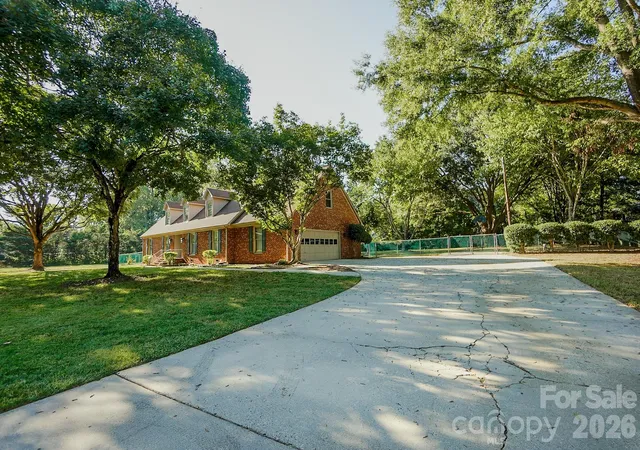 Photo 2 of Single family home for sale at 1051 Michael Ave, Concord, NC 28025 | MLS# 4427422 | Listing updated on 2026-09-23