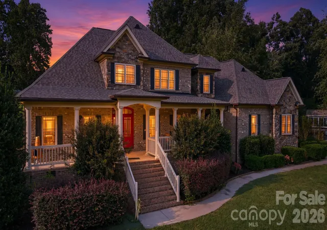 Photo 2 of Single family home for sale at 1163 Willow Crk Dr, Newton, NC 28658 | MLS# 4427436 | Listing updated on 2026-09-23