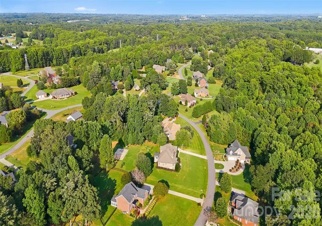 Photo 45 of Single family home for sale at 1163 Willow Crk Dr, Newton, NC 28658 | MLS# 4427436 | Listing updated on 2026-10-20