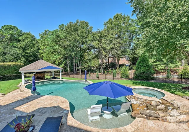 Photo 1 of Single family home for sale at 15034 Jockeys Ridge Dr, Charlotte, NC 28277 | MLS# 4427446 | Listing updated on 2026-10-08