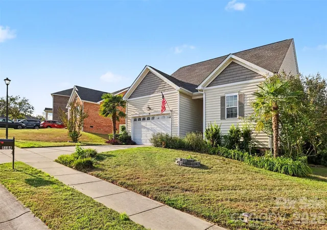 Photo 3 of Single family home for sale at 5184 Norway Ln, Rock Hill, SC 29732 | MLS# 4427448 | Listing updated on 2026-09-23