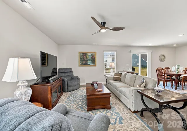 Photo 3 of Single family home for sale at 156 Hanging Rock Trl, Statesville, NC 28625 | MLS# 4427449 | Listing updated on 2026-10-07