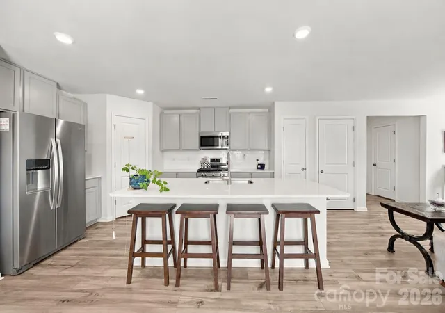 Photo 3 of Single family home for sale at 156 Hanging Rock Trl, Statesville, NC 28625 | MLS# 4427449 | Listing updated on 2026-10-07
