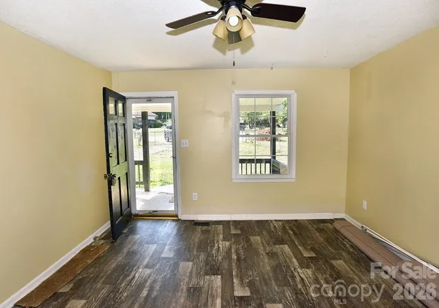 Photo 3 of Single family home for sale at 3560 Dogwood Ct, Salisbury, NC 28144 | MLS# 4427455 | Listing updated on 2026-09-23