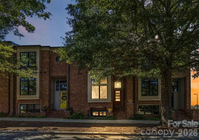 Photo 1 of Townhouse for sale at 416 E 33rd Street, Charlotte, NC 28205 | MLS# 4427456 | Listing updated on 2026-10-05