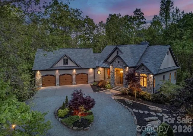 Photo 1 of Single family home for sale at 359 New Castle Rd, Brevard, NC 28712 | MLS# 4427485 | Listing updated on 2026-10-07