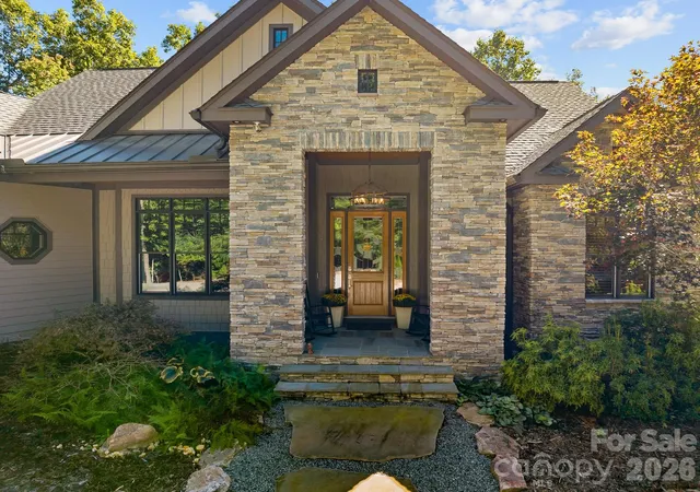 Photo 3 of Single family home for sale at 359 New Castle Rd, Brevard, NC 28712 | MLS# 4427485 | Listing updated on 2026-10-07