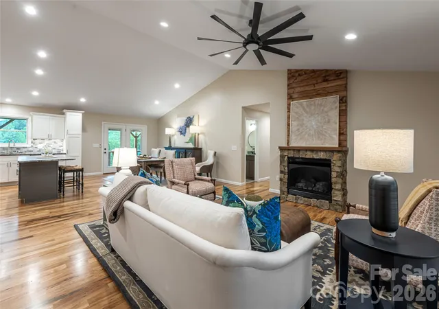 Photo 2 of Single family home for sale at 181 Flint Morgan Rd, Mars Hill, NC 28754 | MLS# 4427489 | Listing updated on 2026-09-29